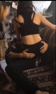 Üniversite Öğrencileri Liseli Kızı Ortamlarına Meze Ediyor Entersan İçerik Dostlar Bir Bakın Derim !